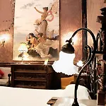 Casa Raffaele Conforti Szálloda 4*