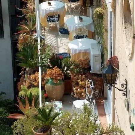 Casa Raffaele Conforti Bed & Breakfast