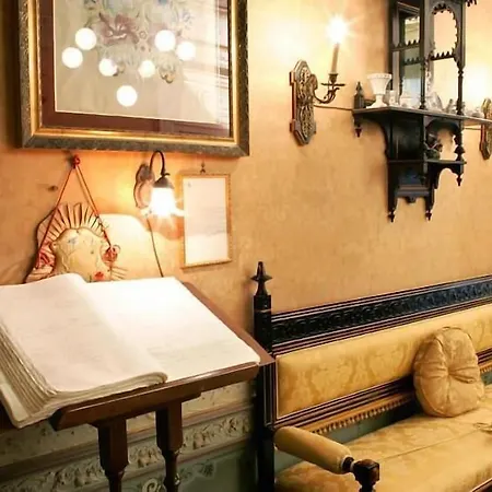 Hotel Casa Raffaele Conforti