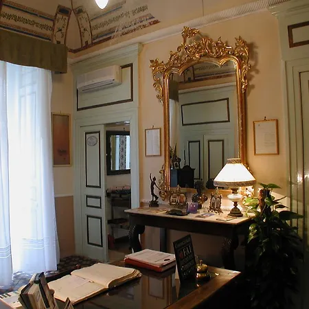 Casa Raffaele Conforti 4* Maiori