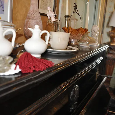 Casa Raffaele Conforti Hotel 4*