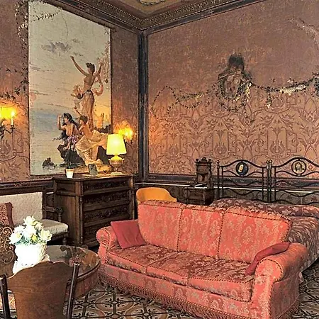 Casa Raffaele Conforti Bed & Breakfast 3*