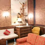 Casa Raffaele Conforti 4*