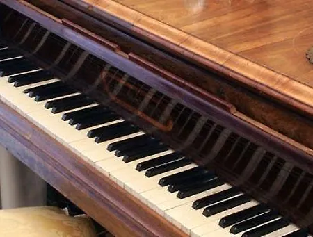 Casa Raffaele Conforti Hotel 4*