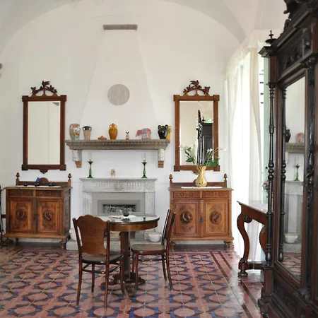 Hotel Casa Raffaele Conforti