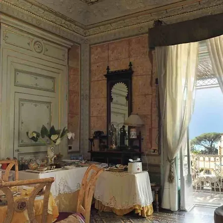 Casa Raffaele Conforti 4* Maiori